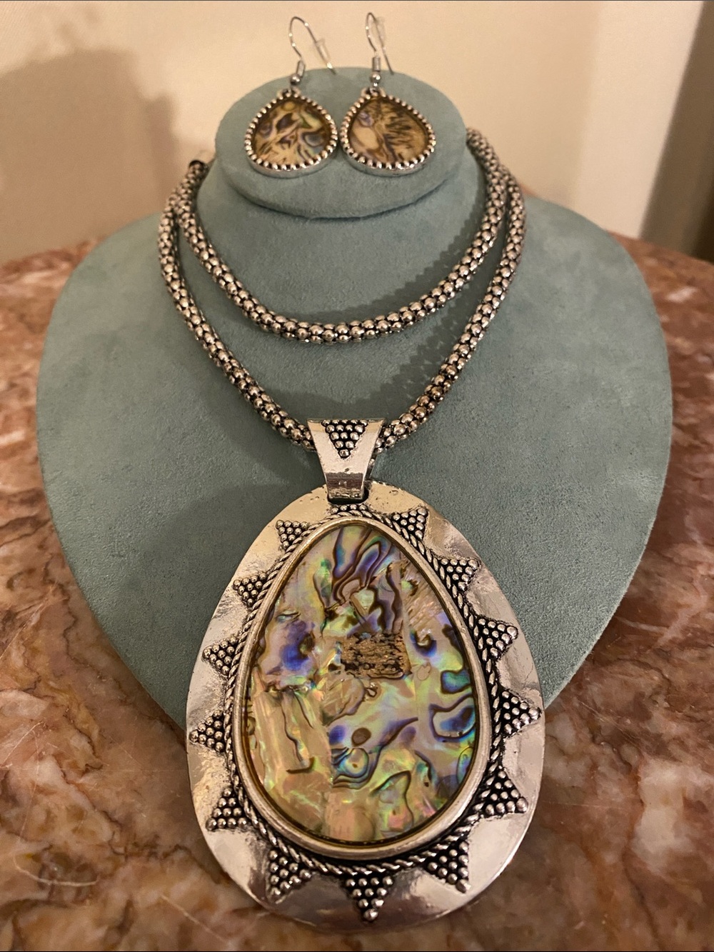 Faux Abalone She’ll Statement Necklace and Earring Set Silver Tone Boho